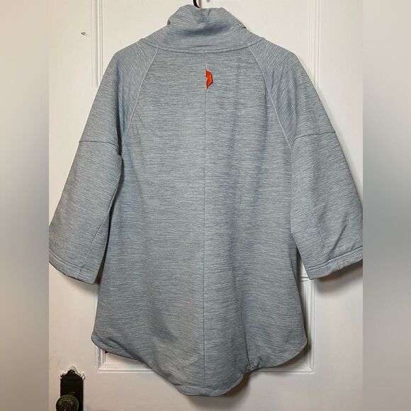 OROS Astra Funnel Neck Solarcore Insulated Pullover in Titanium Heather - Picture 13 of 16